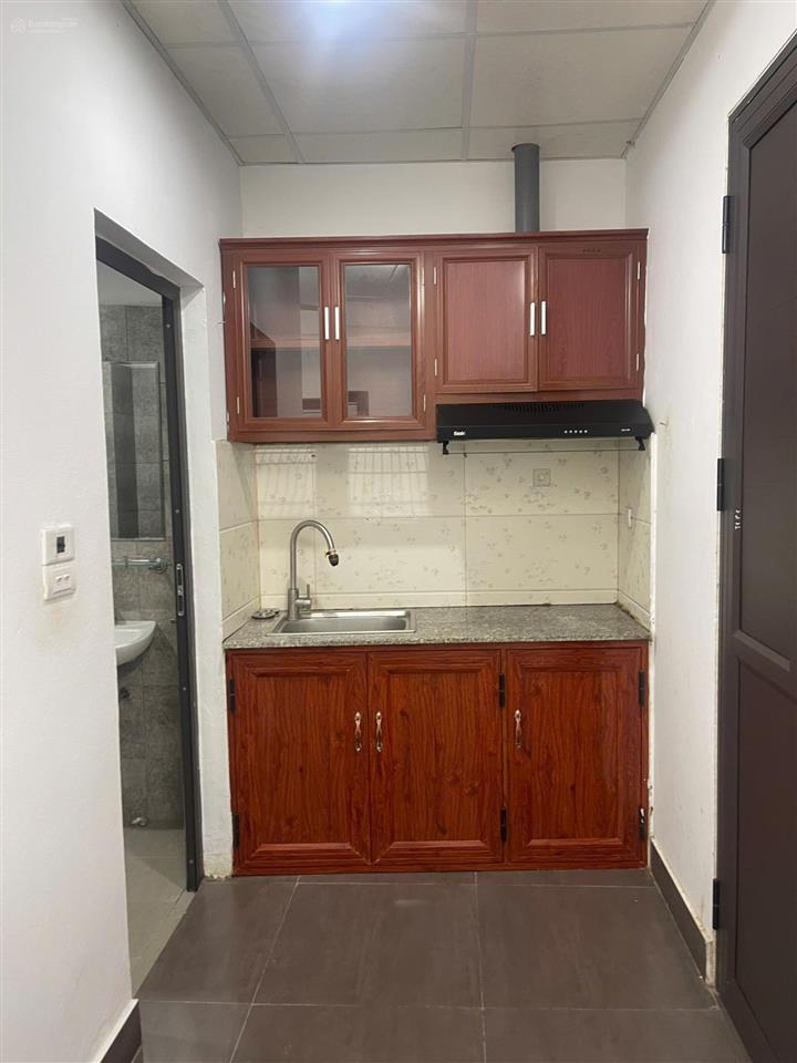 Cho thuê gấp phòng trọ 1pn, 22m2, giá 3,2 triệu tại an dương, tây hồ, hà nội