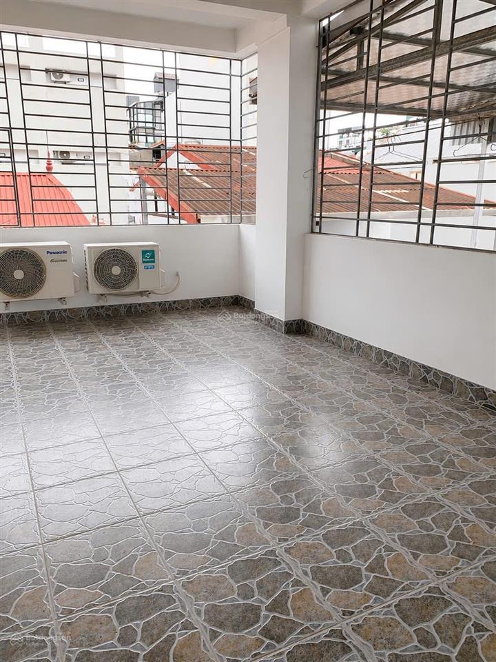 Cho thuê nhà riêng tại tứ liên âu cơ, 15 triệu, 54m2, 4pn + 4wc + 4t, đẹp, nhiều tiện ích