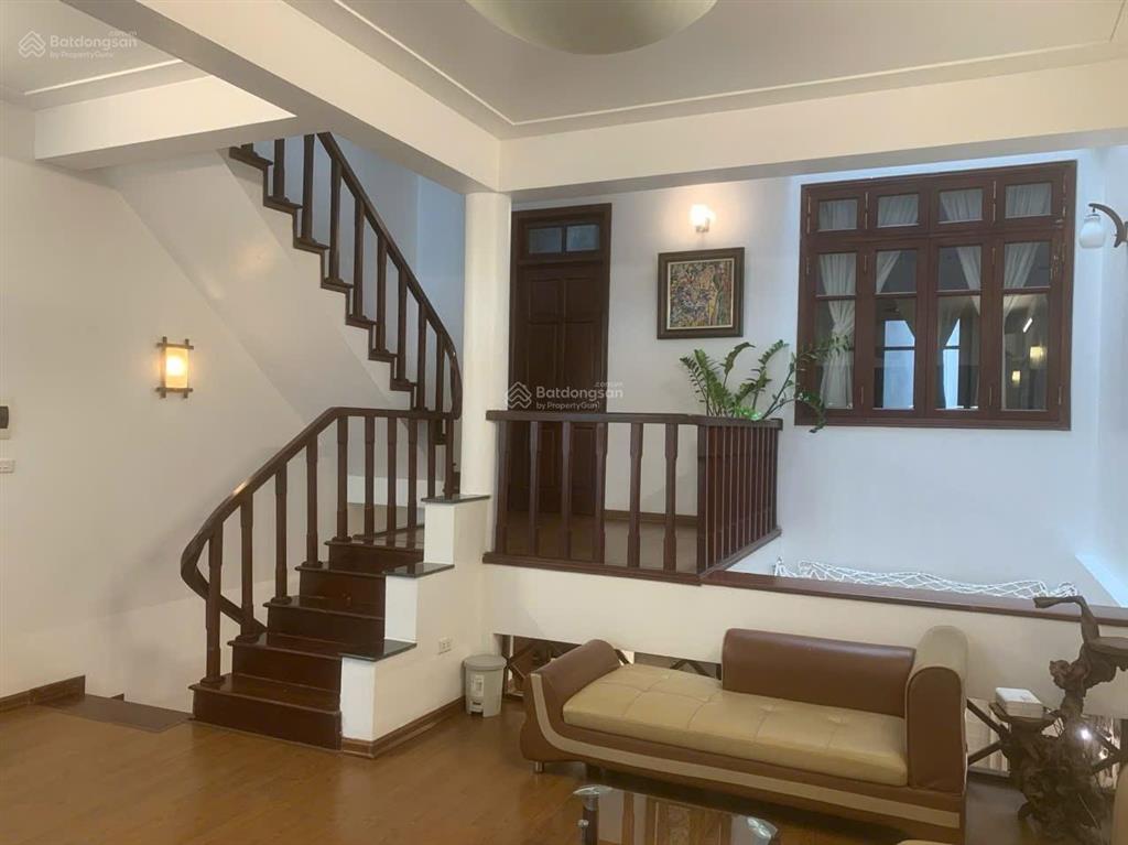 Cho thuê nhà riêng 5 tầng khu phố xuân diệu quảng an tây hồ hà nội