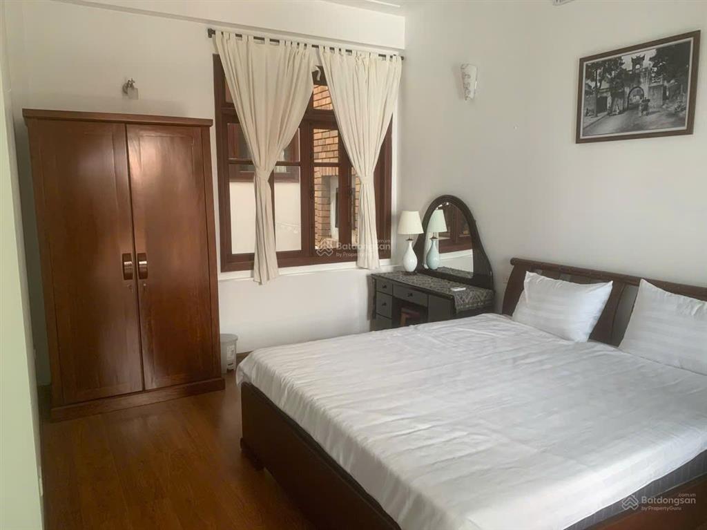 Cho thuê nhà riêng 5 tầng khu phố xuân diệu quảng an tây hồ hà nội