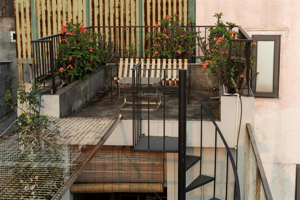 Cho thuê nhà riêng 4pn, 3wc, 45m2 tại phố vũ miên, tây hồ, hà nội, tầng 1 kinh doanh cafe