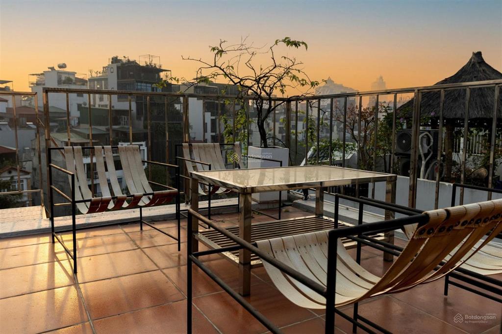 Cho thuê nhà riêng 4pn, 3wc, 45m2 tại phố vũ miên, tây hồ, hà nội, tầng 1 kinh doanh cafe