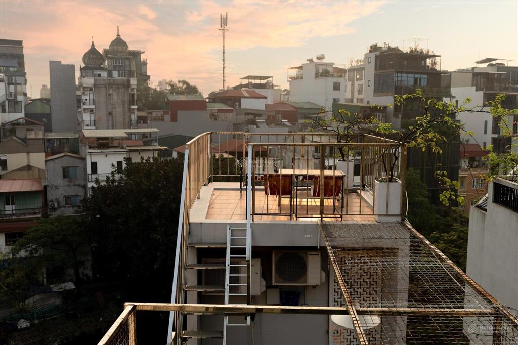 Cho thuê nhà riêng 4pn, 3wc, 45m2 tại phố vũ miên, tây hồ, hà nội, tầng 1 kinh doanh cafe
