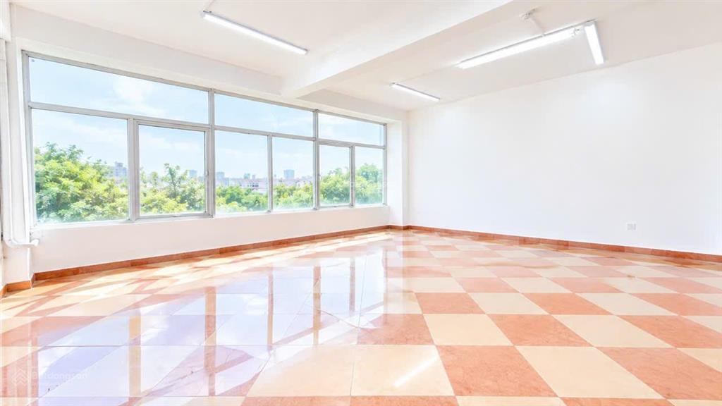 Cho thuê nhà 5 tầng + 1 tầng hầm yên phụ tây hồ hà nội