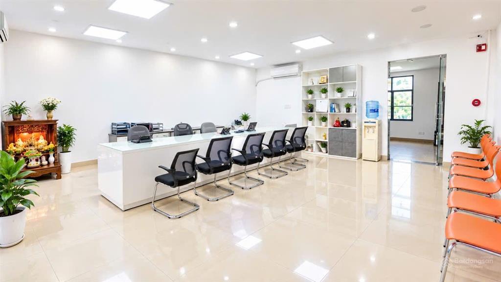 Cho thuê nhà 5 tầng + 1 tầng hầm yên phụ tây hồ hà nội