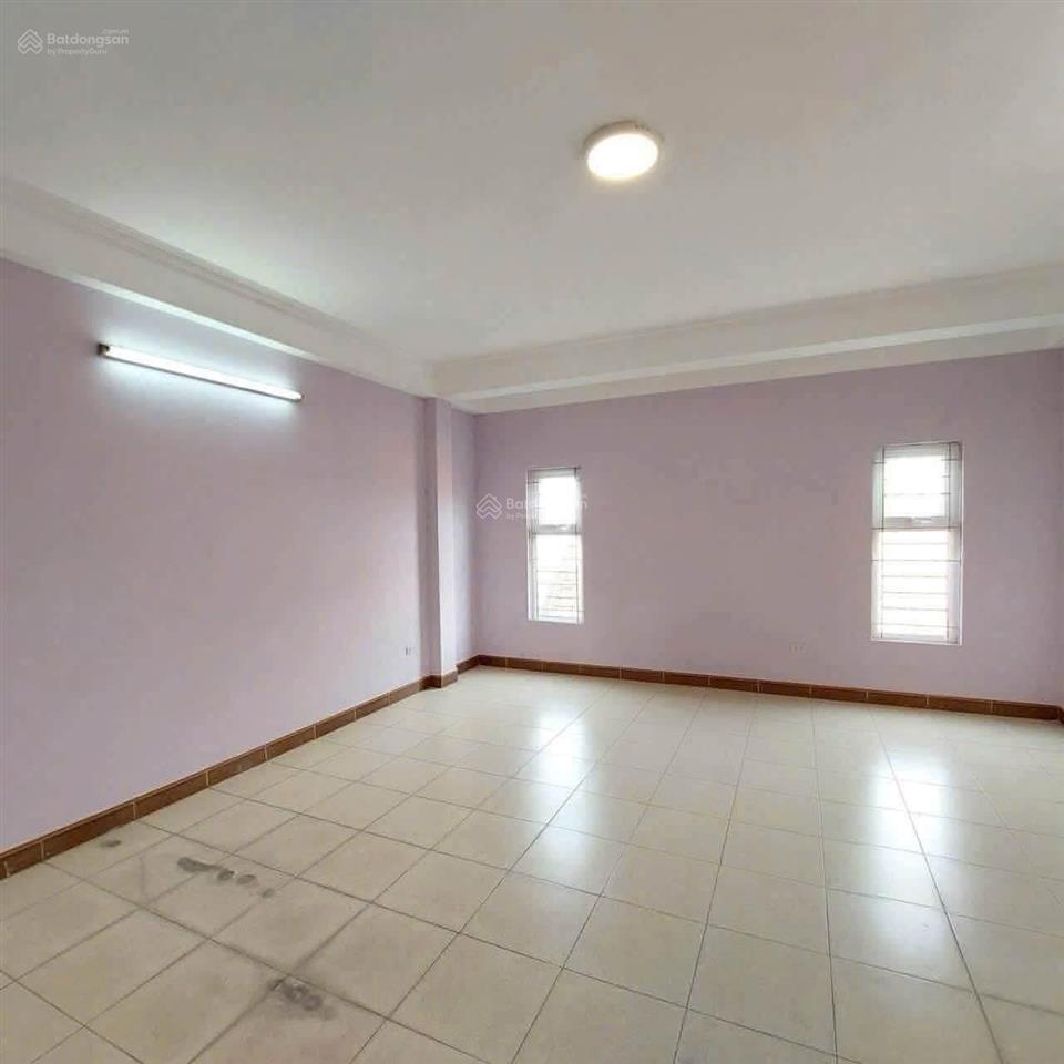 Cho thuê nhà ngõ 28 tứ liên  tây hồ. 55m2 * 5 tầng  5 phòng ngủ, 4 phòng vệ sinh