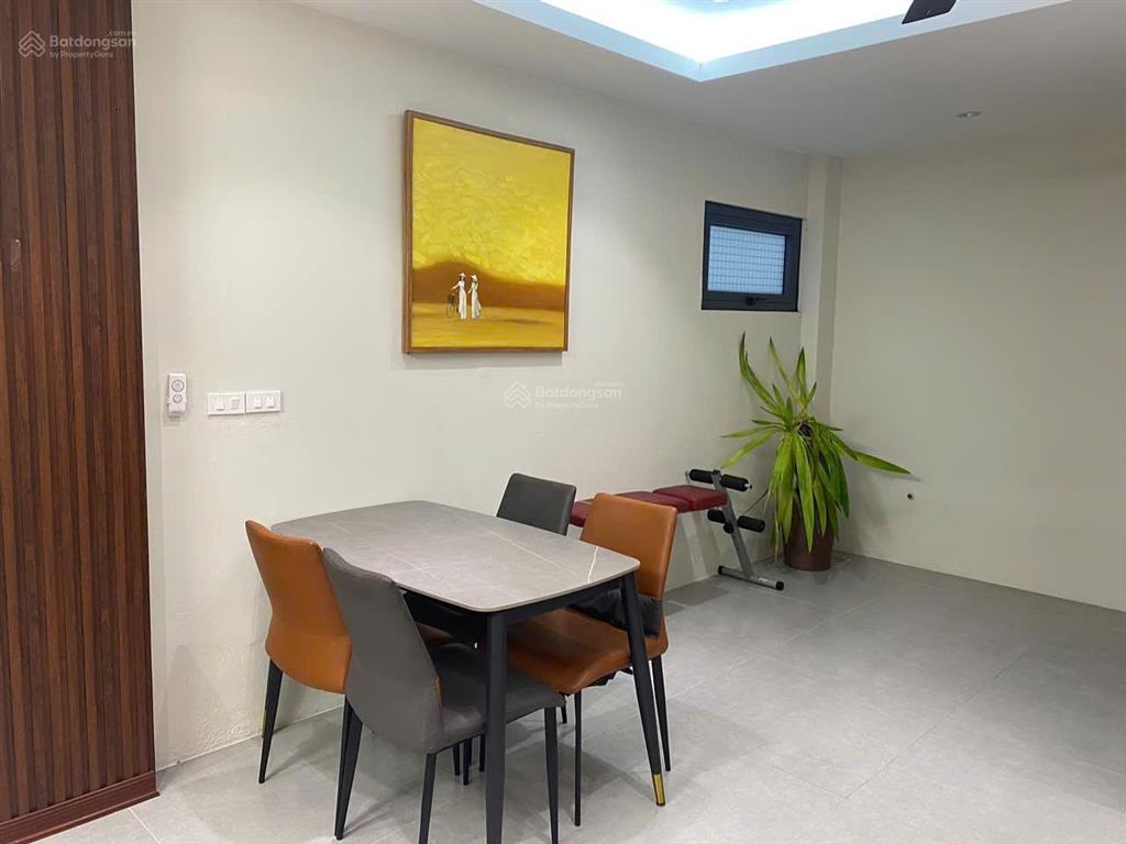 Cho thuê nhà 5 tầng  quảng an, tây hồ  hà nội  diện tích 60m²