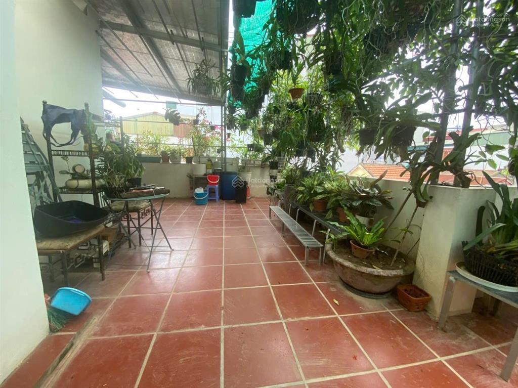 Cho thuê nhà 5 tầng xuân diệu, tây hồ hà nội diện tích 100m2 mặt tiền 5m