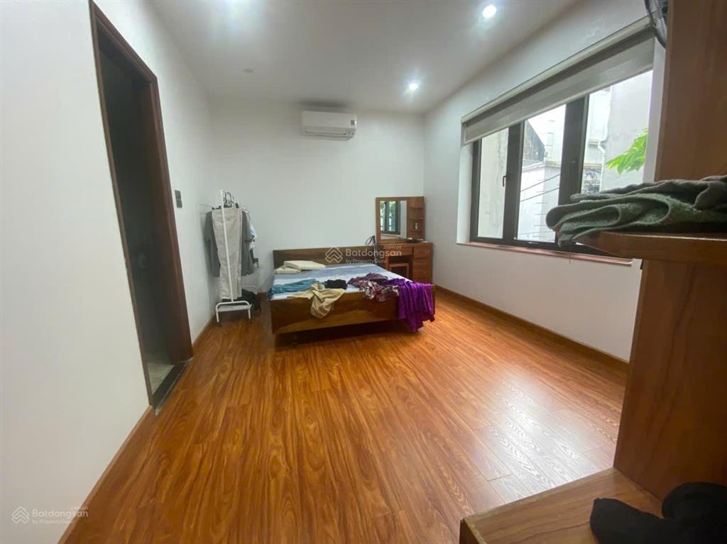 Cho thuê nhà 5 tầng xuân diệu, tây hồ hà nội diện tích 100m2 mặt tiền 5m