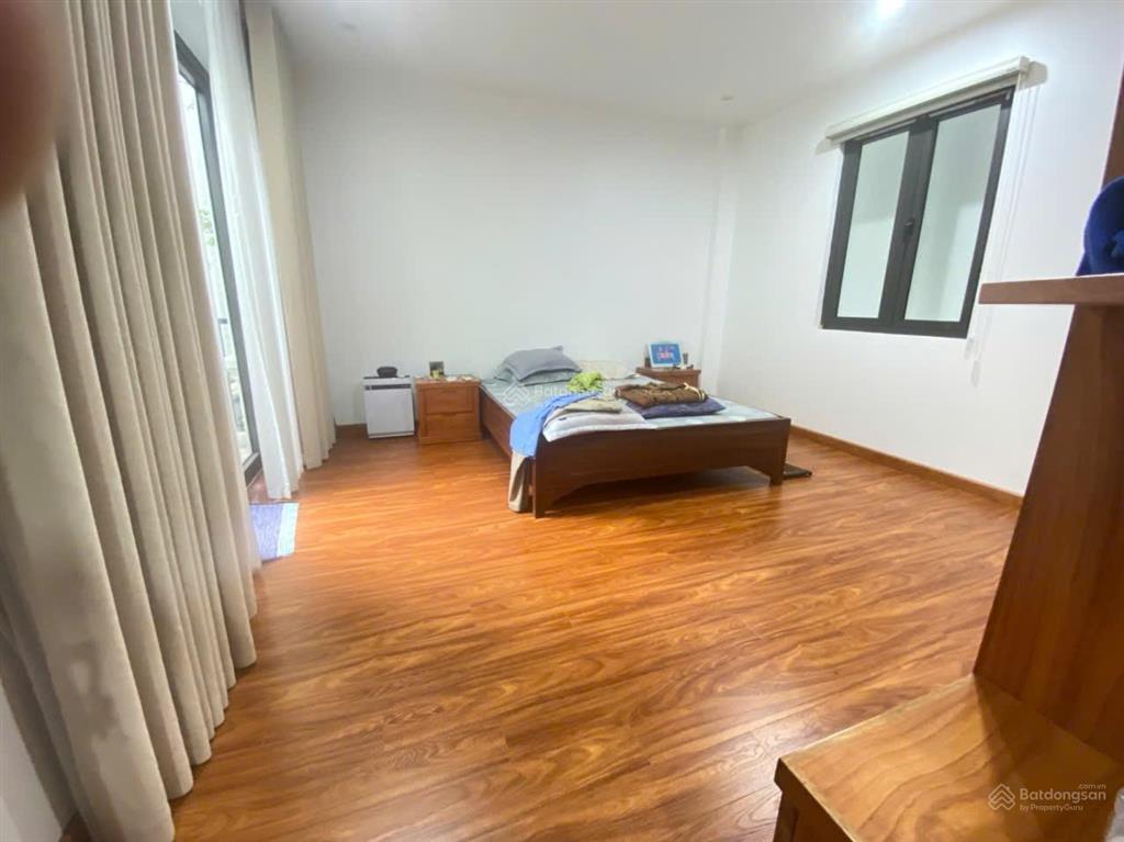 Cho thuê nhà 5 tầng xuân diệu, tây hồ hà nội diện tích 100m2 mặt tiền 5m