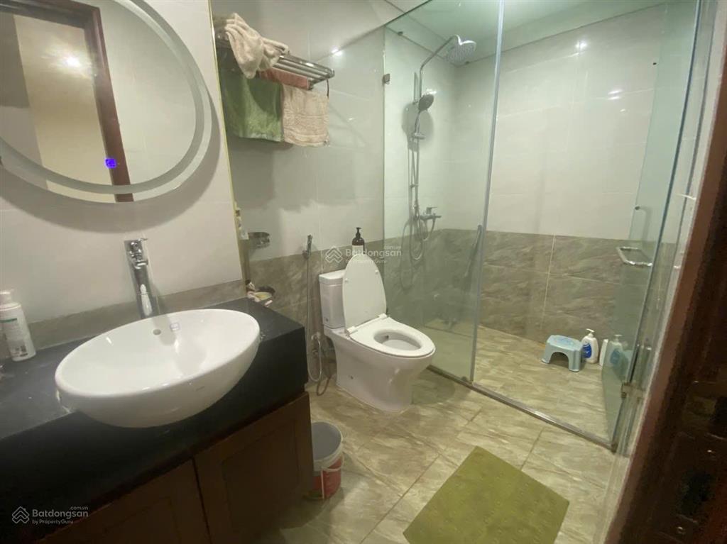 Cho thuê nhà 5 tầng xuân diệu, tây hồ hà nội diện tích 100m2 mặt tiền 5m