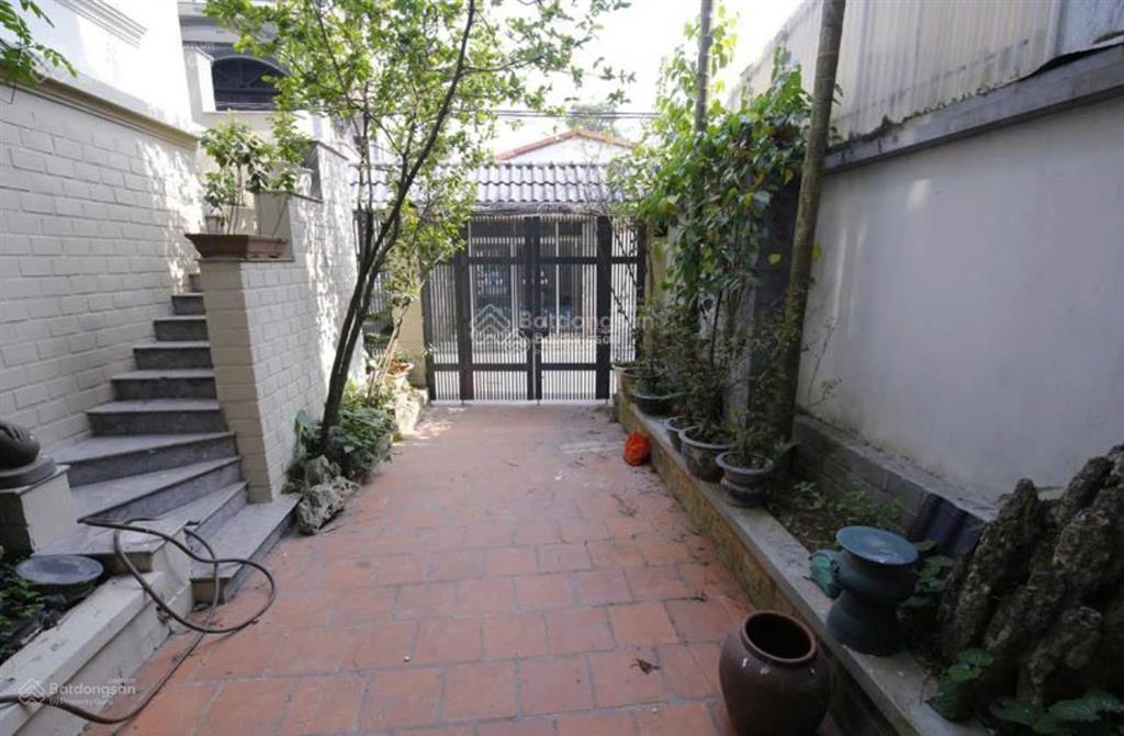 Cho thuê nhà vườn tứ liên, tây hồ, hà nội diện tích 130m2 | 3 tầng