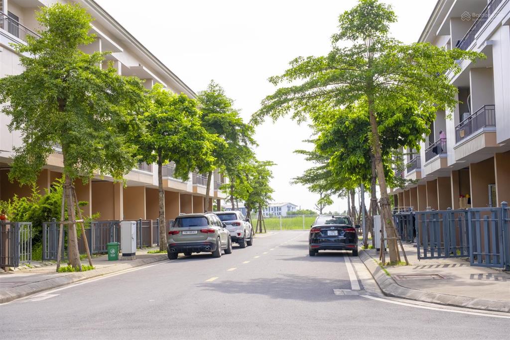 Bán nhà phố centa city 3,5x tỷ trục công viên 75m2 rẻ hơn 600 triệu  vsip thủy nguyên