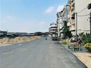 Bán nhà 2mt trước sau, ngay mt bờ kè 30m dt4x9 3 lầu 4pn giá  7 tỷ 990 tr tl,   0909 957 ***