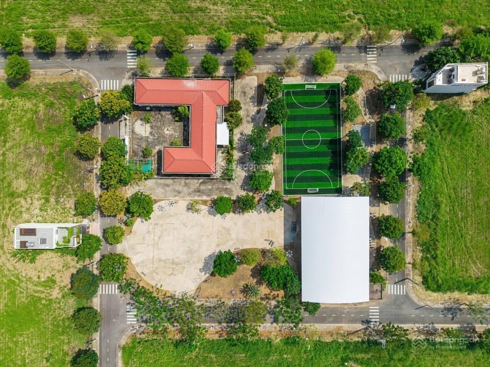 Bán nền đất kdc saigon village hạ tầng sạch đẹp. gần cổng, hướng đông, giá 25triệu/m2