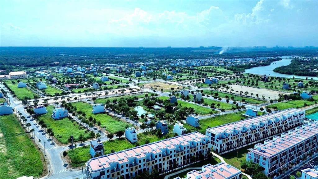 Chính chủ gửi bán nền e4 kdc saigon village. đường 21m, trục shop thái sơn  lộc thành (giá tốt)