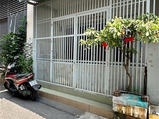 Nhà 1 lầu 4x13m cách MT Phạm Hùng 2 căn HXH P4Q8