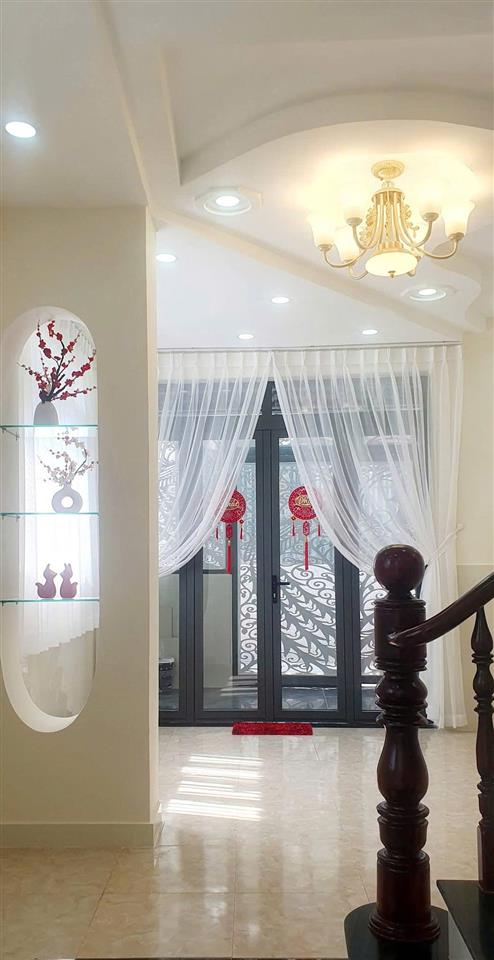 Nhà mới 3PN Dương Bá Trạc P2Q8 khu buôn bán tại nhà được