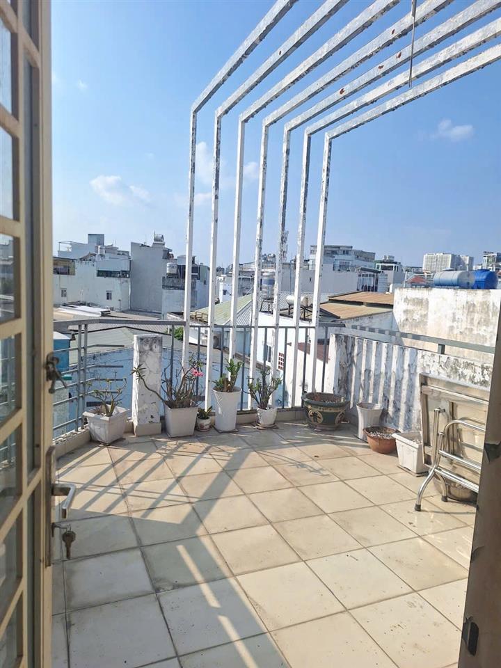 Nhà SHHC 2lầu/ST hẻm 125 Nguyễn Thị Tần P1Q8 nay P.Chánh Hưng