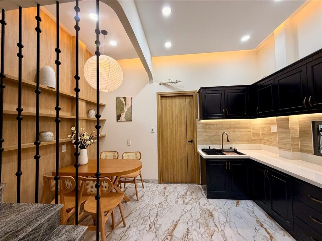 Nhà mới sang trọng mặt tiền chính Hưng Phú P8Q8 3lầu