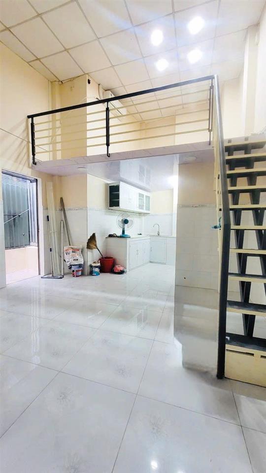 Nhà 20m2 cách mặt tiền 1 căn Tùng Thiện Vương P11Q8