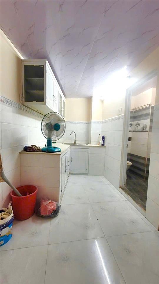 Nhà 20m2 cách mặt tiền 1 căn Tùng Thiện Vương P11Q8