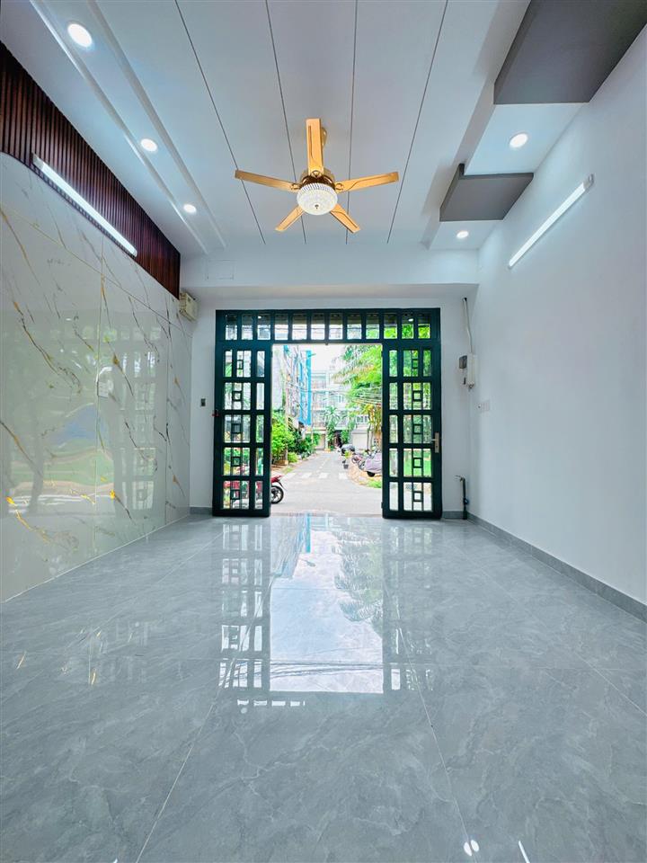Nhà mặt tiền nội bộ khu VIP Bông Sao P5Q8