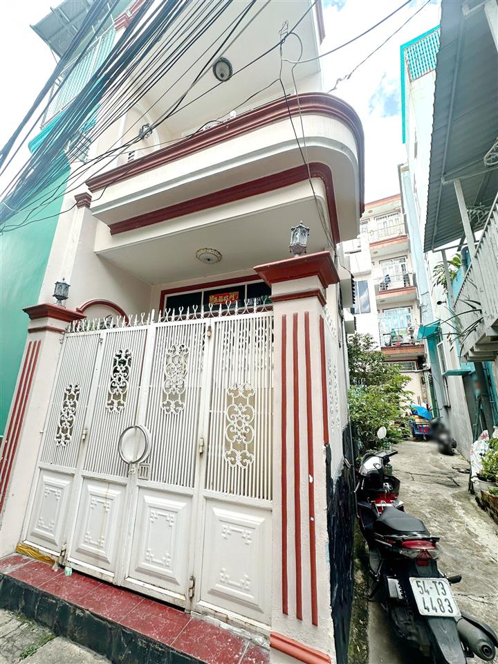 5.15 tỷ Nhà 1 lầu, sân thượng hẻm Nguyễn Duy P9Q8 P.Chánh Hưng