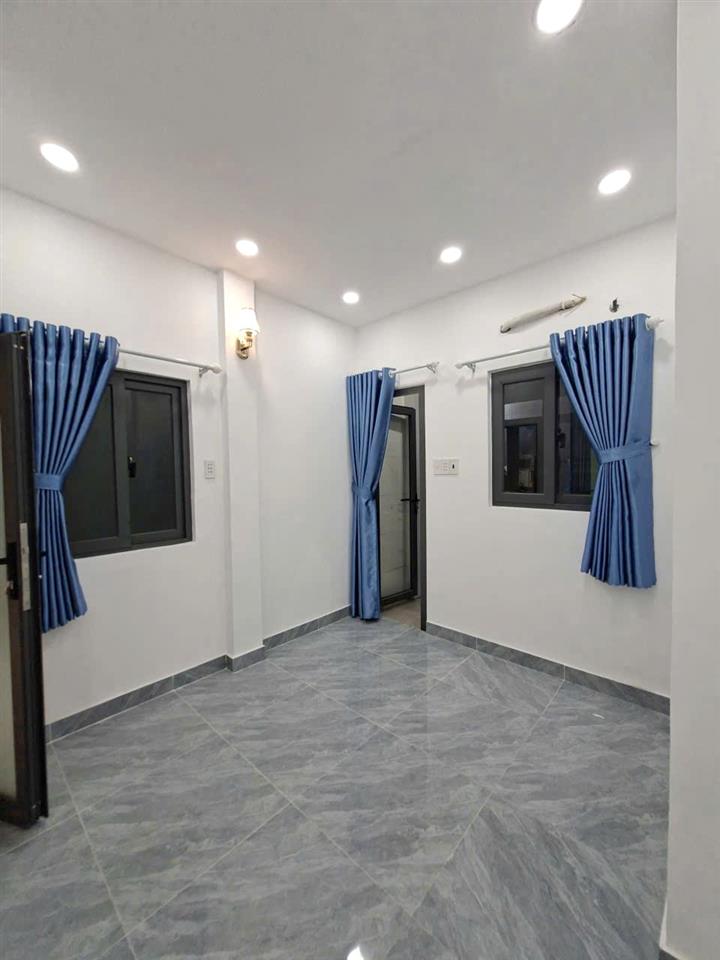 Nhà mới 2 lầu/2PN hẻm 764 Nguyễn Duy P12Q8, Giá : 2.79 Tỷ (Thương lượng)