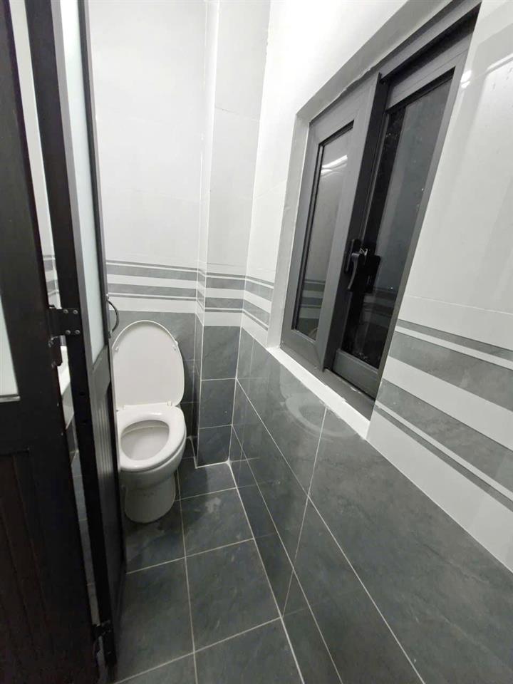 Nhà mới 2 lầu/2PN hẻm 764 Nguyễn Duy P12Q8, Giá : 2.79 Tỷ (Thương lượng)