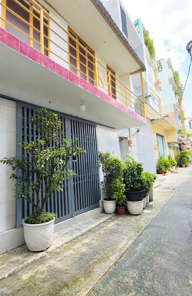 Nhà bề ngang lớn hẻm cụt an ninh Bùi Minh Trực P6Q8 P.Chánh Hưng