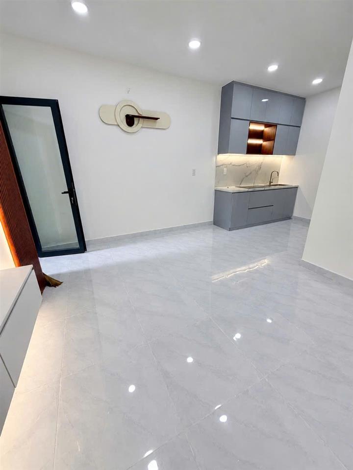 Nhà 30m2 hẻm 5m Âu Dương Lân P3Q8 P.Chánh Hưng
