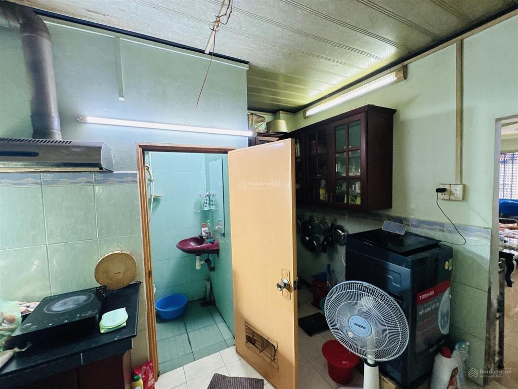 Bán nhà 2 tầng hẻm ô tô hai bà trưng tân định quận 1, 41m² sổ hồng, giá chỉ 9 tỷ 990,  0902 314 ***