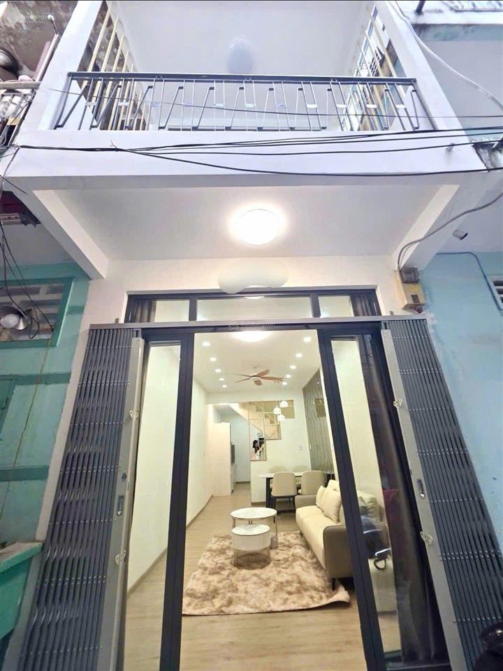 Nhà mới đẹp  full nội thất  quận 10  32m2  2 mặt hẻm thoáng mát  cách mặt tiền nguyễn duy dươ