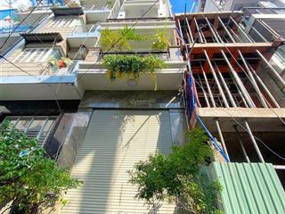 Ngộp bank  p1  quận 10  hxh thông  3 tầng  59m2  ngang 4.4m  chỉ 6.6 tỷ