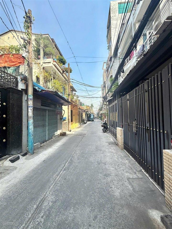 Nhà quận 11  ô tô đỗ cửa  2 mặt hẻm  4 tầng  71m2  sổ vuông a4  ngang 5.9m  chỉ 9.5 tỷ.