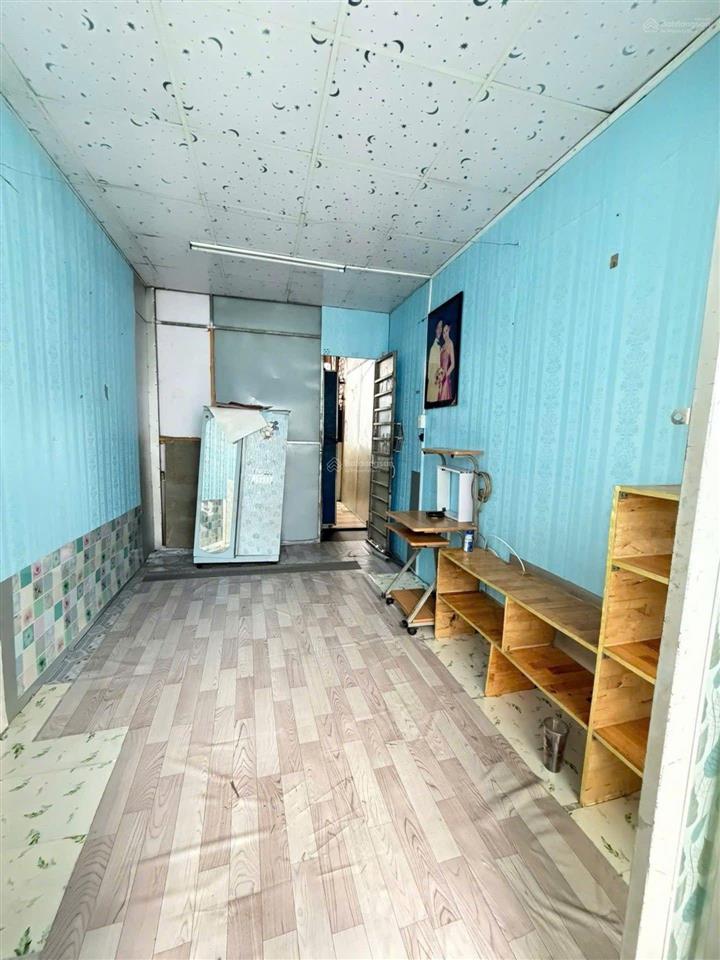 Nhà cũ tiện xây mới theo nhu cầu  31m²  sổ vuông đẹp  ngay trung tâm quận 10  chỉ 4. x tỷ