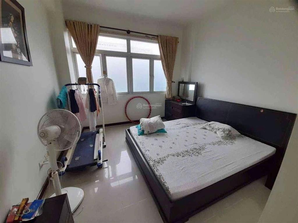 Ngang 6m hiếm có  căn hộ 94m2  mặt tiền tản đà  quận 5  khu nhà giàu  chỉ 5.** tỷ