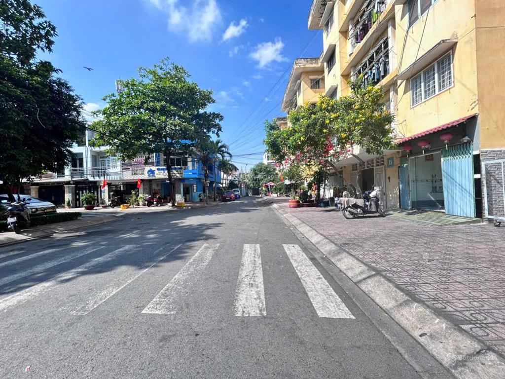 3,7 tỷ  shophouse cc bùi minh trực p6 q8 45,5m2 shr. căn góc 2 mặt tiền đường 10m tiện kinh doanh