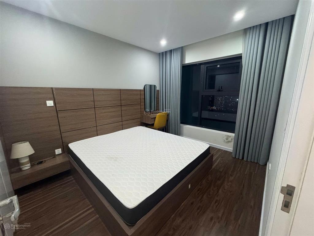 Bán căn hộ 2pn, 2wc, 98m2 tại goldsilk complex, 8 tỷ vnd