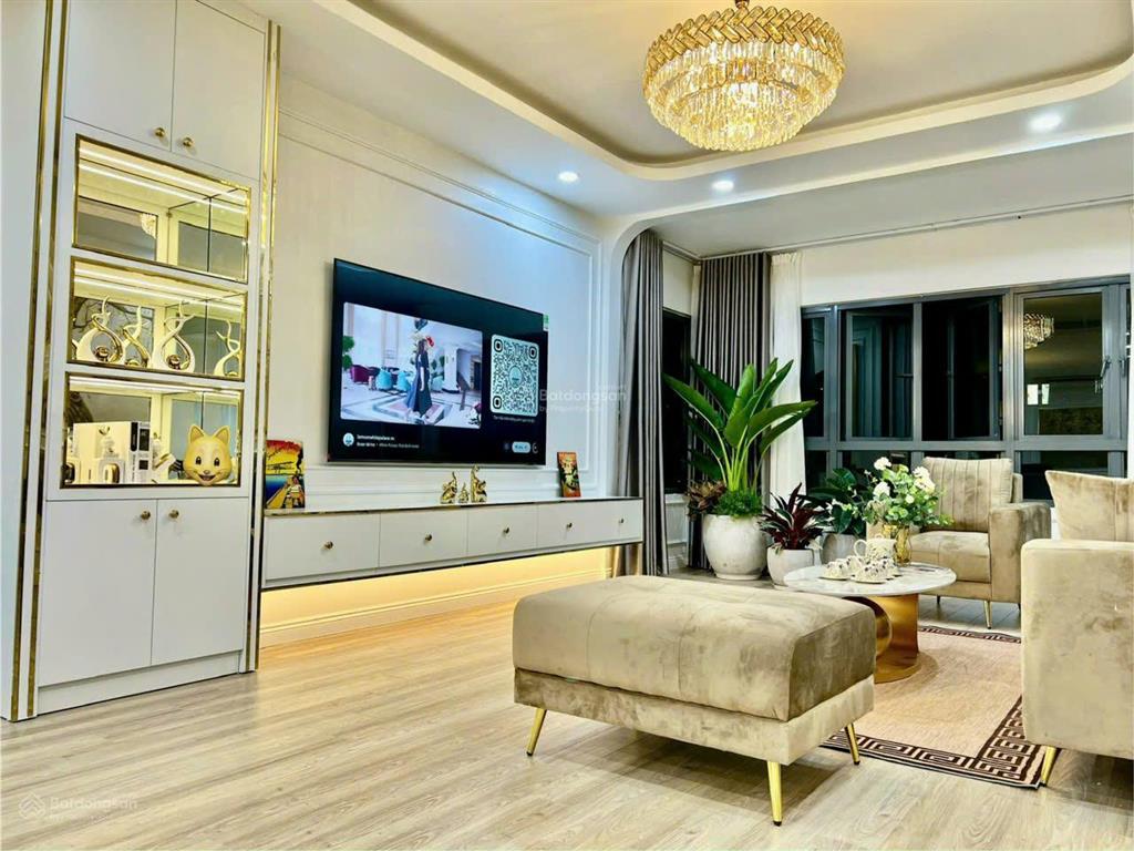 Bán gấp căn hộ chung cư tại sky central, 5,8 tỷ, 68,5 m2, 2pn, 2wc