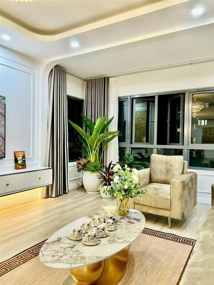 Bán gấp căn hộ chung cư tại sky central, 5,8 tỷ, 68,5 m2, 2pn, 2wc