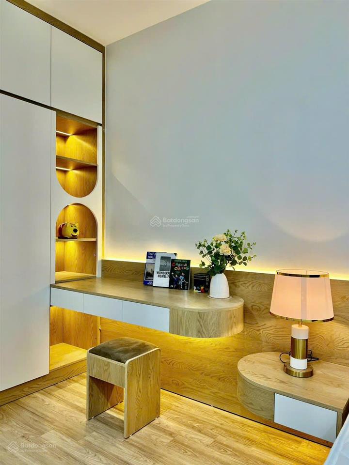 Bán gấp căn hộ chung cư tại sky central, 5,8 tỷ, 68,5 m2, 2pn, 2wc