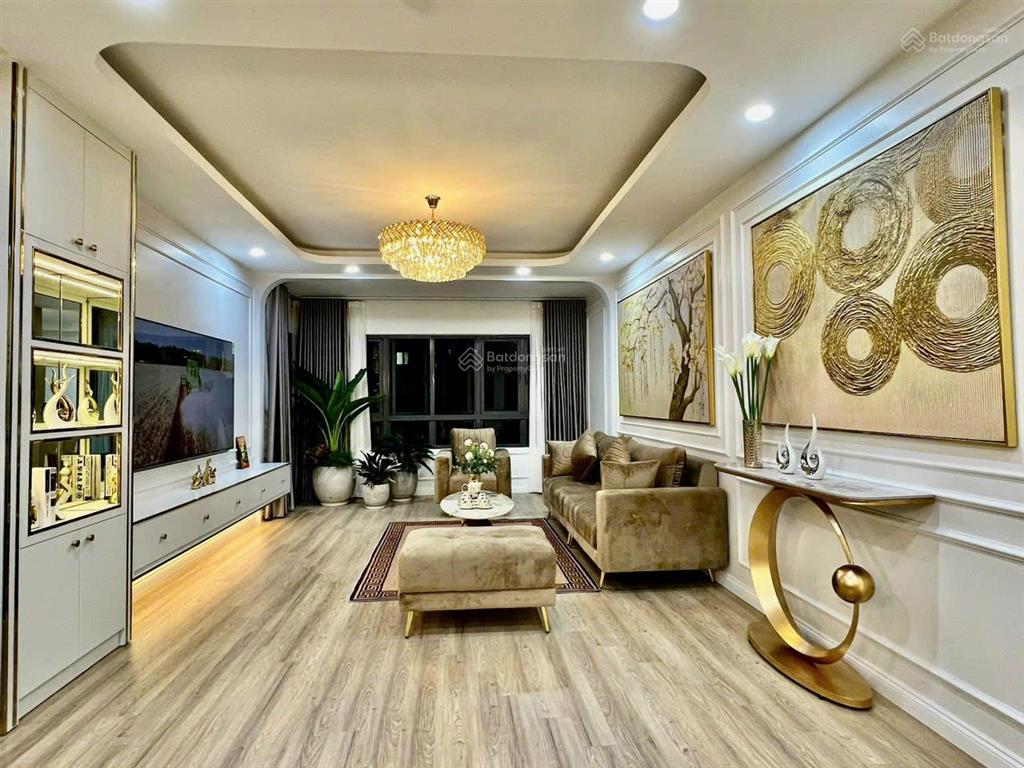 Bán gấp căn hộ chung cư tại sky central, 5,8 tỷ, 68,5 m2, 2pn, 2wc