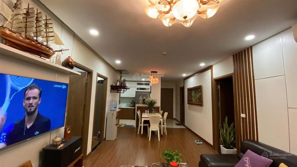 Chính chủ cần bán căn hộ goldsilk complex, 8,3 tỷ, 122m2, 3pn, 2wc, đầy đủ nội thất cao cấp giá tốt