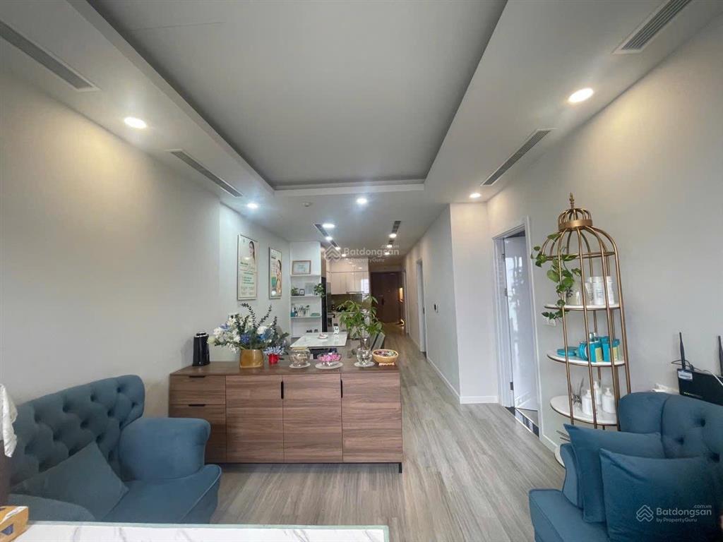 Bán căn hộ central field trung kính, 6,5 tỷ vnd, 68 m2, 2pn, 2wc