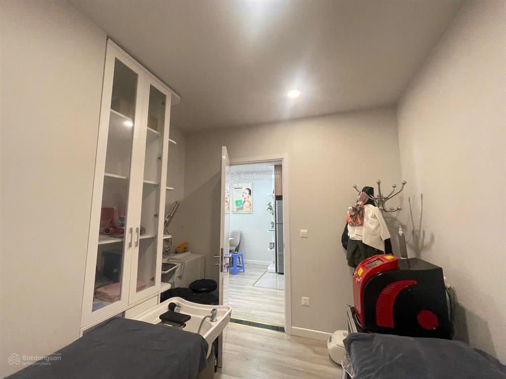 Bán căn hộ central field trung kính, 6,5 tỷ vnd, 68 m2, 2pn, 2wc