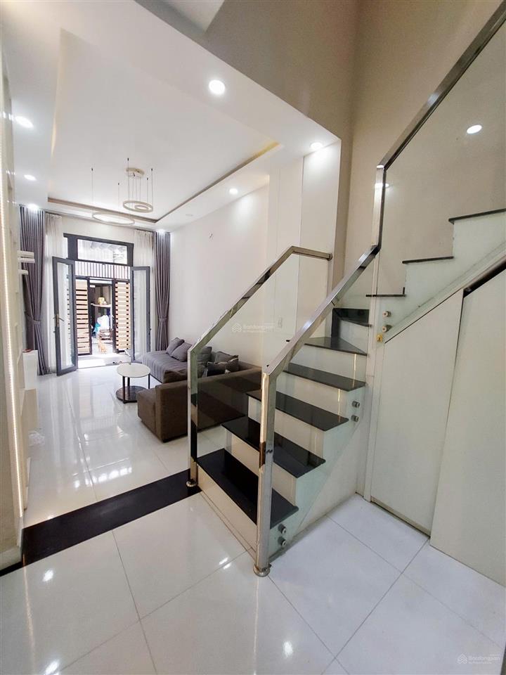 Bán nhà đẹp  hẻm 3 gác gần mặt tiền phạm thế hiển, phường chánh hưng (p.4 cũ), quận 8