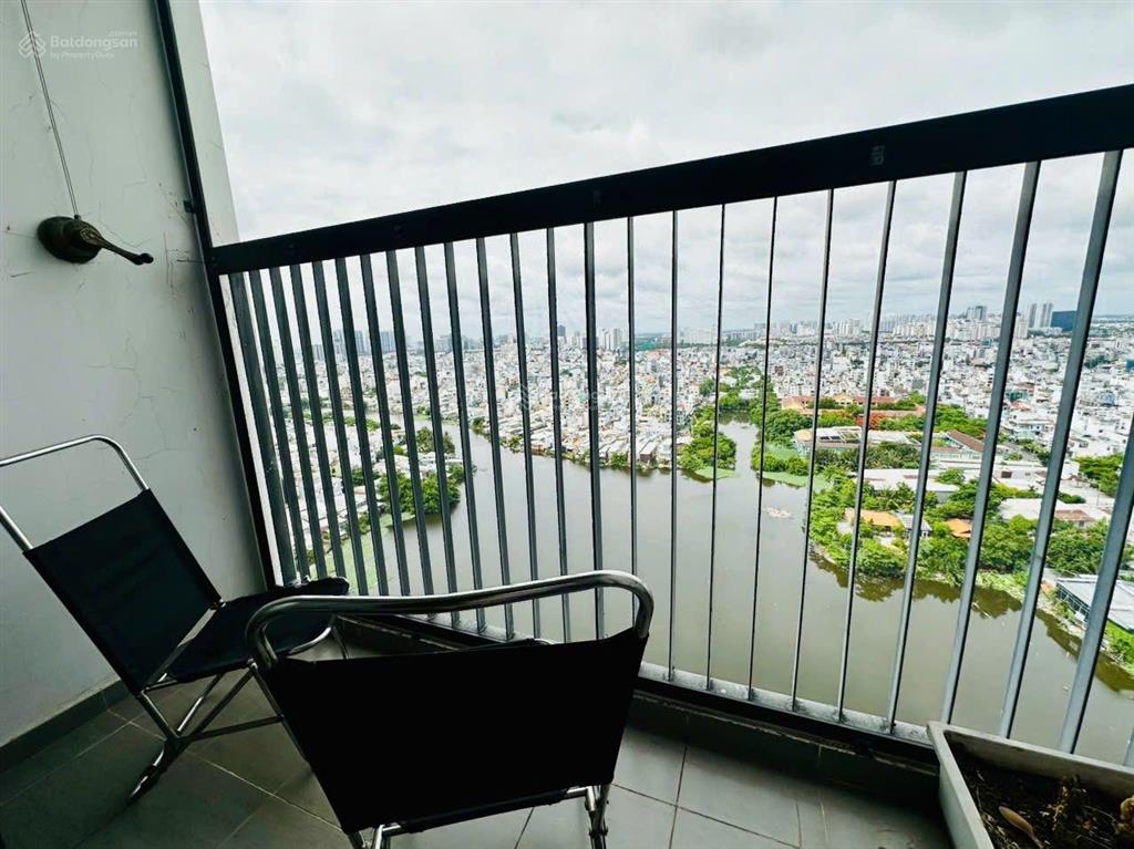 Bán căn hộ mone 2 phòng ngủ, đầy đủ nội thất  view sông thoáng đẹp