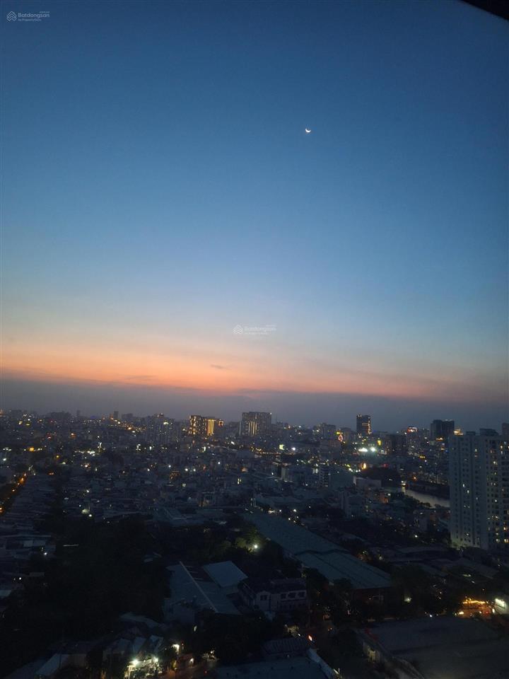 Bán căn hộ mone 2 phòng ngủ, đầy đủ nội thất  view sông thoáng đẹp